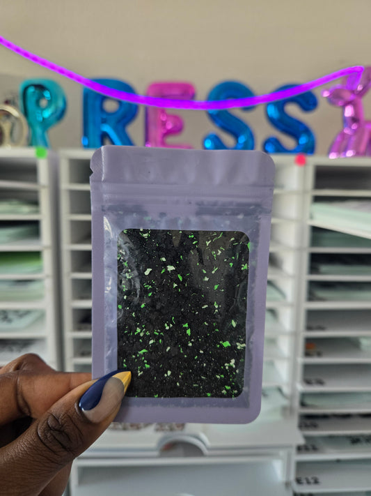 Glow in the Dark Confetti (2oz, 1-2 days processing)