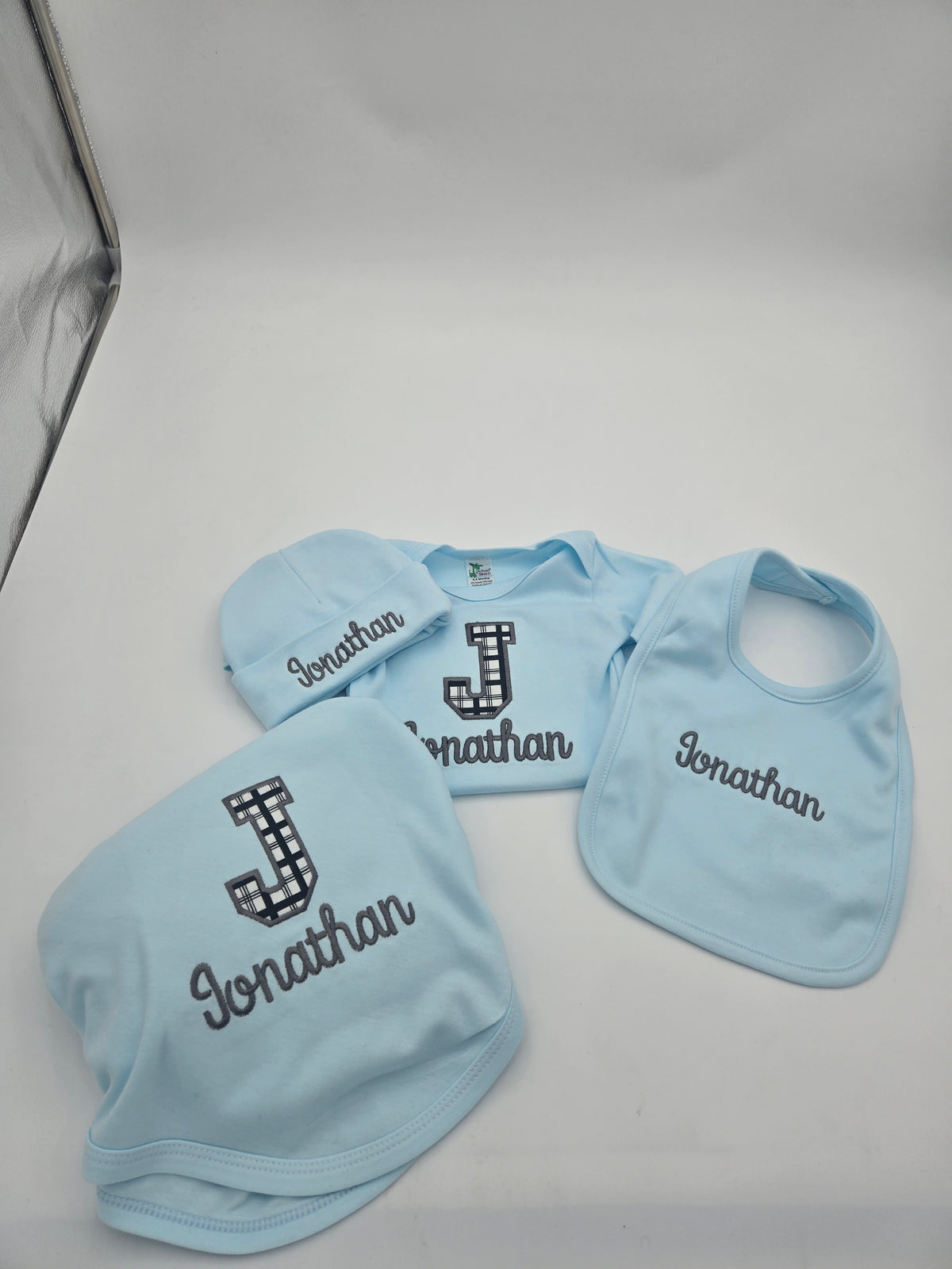 Personalized Signature Applique Embroidered Baby Gift Set
