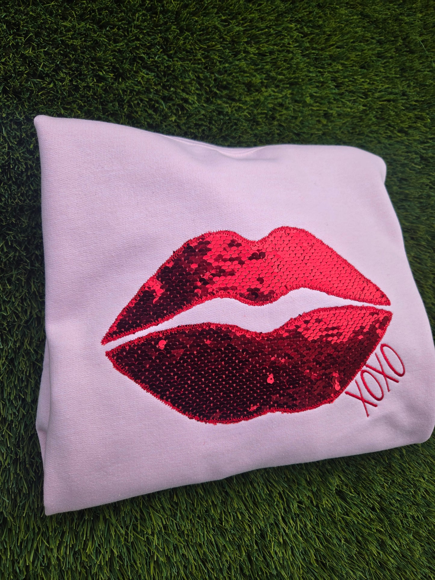 Sequin Lips Xoxo Applique Embroidery